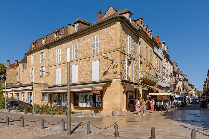SARLAT-LA-CANEDA - Immobilier - CENTURY 21  Patrimoine 24 - Rue_de_la_République_&_place_du_14_juillet