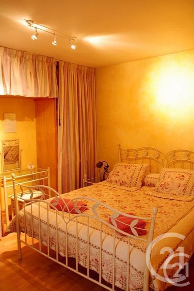 Afficher la photo en grand maison à vendre - 11 pièces - 263.15 m2 - PRATS DE CARLUX - 24 - AQUITAINE - Century 21 Patrimoine 24