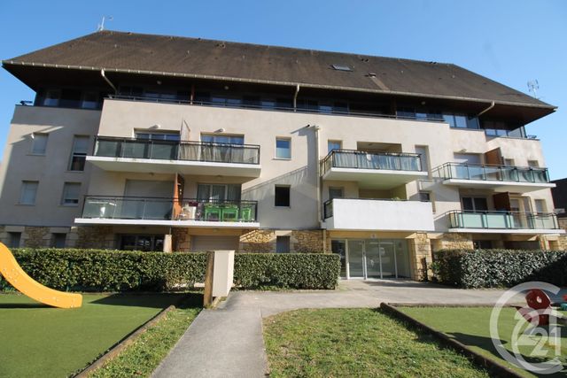 Appartement F3 à vendre - 3 pièces - 57.0 m2 - SARLAT LA CANEDA - 24 - AQUITAINE - Century 21 Patrimoine 24 Appartement F3 à vendre - 3 pièces - 57.0 m2 - SARLAT LA CANEDA - 24 - AQUITAINE - Century 21 Patrimoine 24