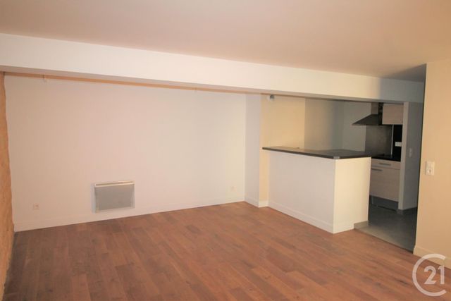 Appartement F3 à louer - 3 pièces - 72.75 m2 - SARLAT LA CANEDA - 24 - AQUITAINE - Century 21 Patrimoine 24