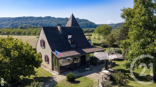 Afficher la photo en grand maison à vendre - 8 pièces - 158.9 m2 - LA ROQUE GAGEAC - 24 - AQUITAINE - Century 21 Patrimoine 24