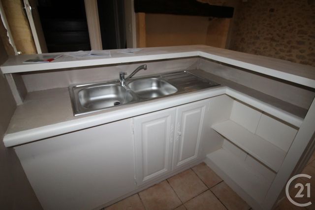 Appartement F2 à louer - 2 pièces - 36.14 m2 - SARLAT LA CANEDA - 24 - AQUITAINE - Century 21 Patrimoine 24 Appartement F2 à louer - 2 pièces - 36.14 m2 - SARLAT LA CANEDA - 24 - AQUITAINE - Century 21 Patrimoine 24