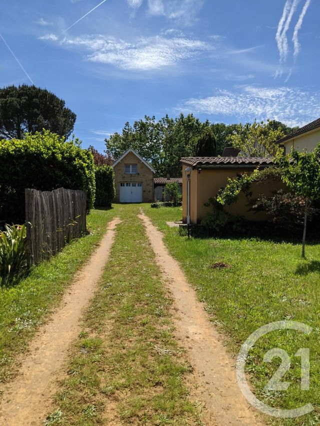maison à vendre - 8 pièces - 106.23 m2 - SARLAT LA CANEDA - 24 - AQUITAINE - Century 21 Patrimoine 24 maison à vendre - 8 pièces - 106.23 m2 - SARLAT LA CANEDA - 24 - AQUITAINE - Century 21 Patrimoine 24