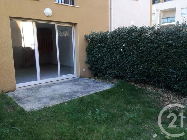 Afficher la photo en grand Appartement F3 à vendre - 3 pièces - 66.0 m2 - SARLAT LA CANEDA - 24 - AQUITAINE - Century 21 Patrimoine 24