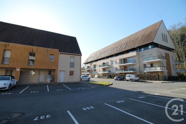 Afficher la photo en grand Appartement F3 à vendre - 3 pièces - 66.0 m2 - SARLAT LA CANEDA - 24 - AQUITAINE - Century 21 Patrimoine 24