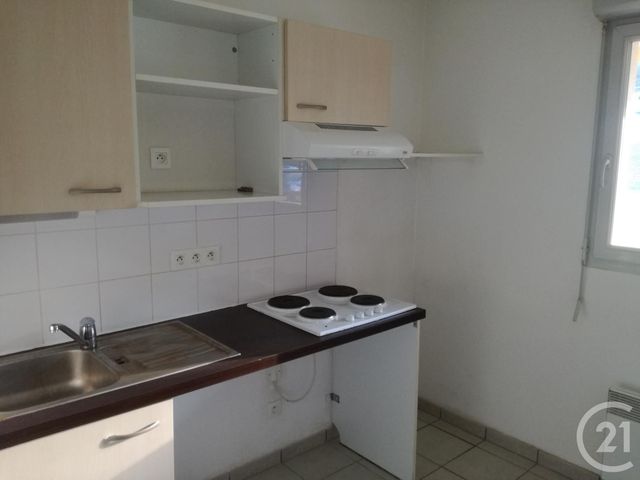 Afficher la photo en grand Appartement F3 à vendre - 3 pièces - 66.0 m2 - SARLAT LA CANEDA - 24 - AQUITAINE - Century 21 Patrimoine 24