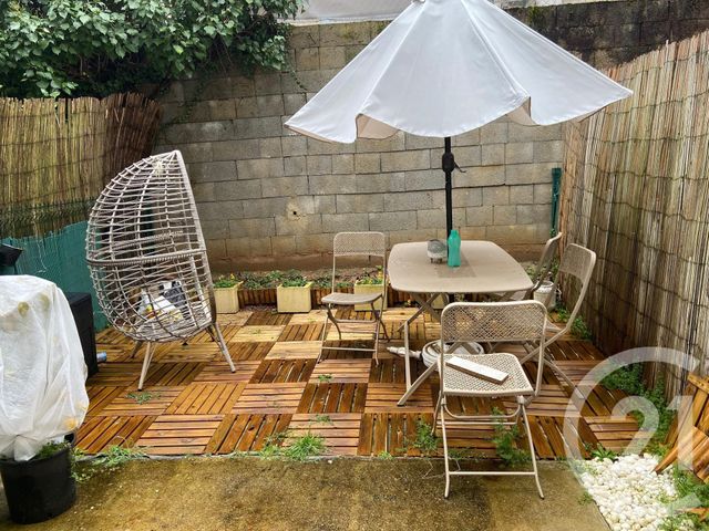 Afficher la photo en grand Appartement F3 à vendre - 3 pièces - 66.5 m2 - SARLAT LA CANEDA - 24 - AQUITAINE - Century 21 Patrimoine 24