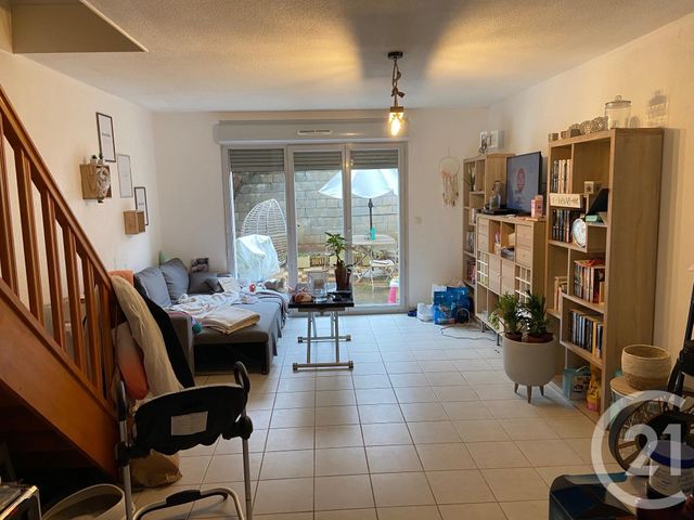 Afficher la photo en grand Appartement F3 à vendre - 3 pièces - 66.5 m2 - SARLAT LA CANEDA - 24 - AQUITAINE - Century 21 Patrimoine 24