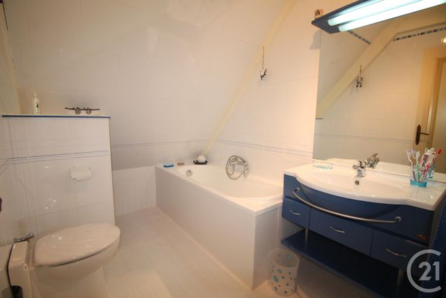 maison à vendre - 9 pièces - 251.73 m2 - ST VINCENT LE PALUEL - 24 - AQUITAINE - Century 21 Patrimoine 24 maison à vendre - 9 pièces - 251.73 m2 - ST VINCENT LE PALUEL - 24 - AQUITAINE - Century 21 Patrimoine 24