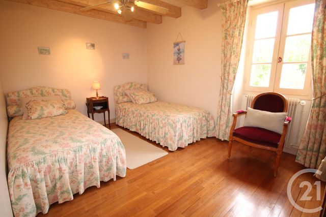 maison à vendre - 9 pièces - 251.73 m2 - ST VINCENT LE PALUEL - 24 - AQUITAINE - Century 21 Patrimoine 24 maison à vendre - 9 pièces - 251.73 m2 - ST VINCENT LE PALUEL - 24 - AQUITAINE - Century 21 Patrimoine 24