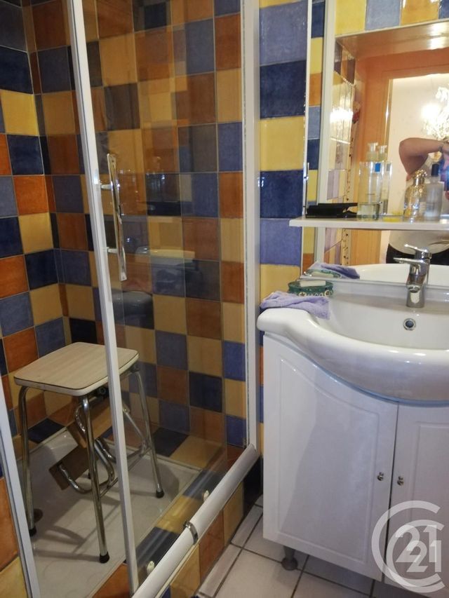 Afficher la photo en grand Appartement T2 à louer - 2 pièces - 33.46 m2 - SARLAT LA CANEDA - 24 - AQUITAINE - Century 21 Patrimoine 24