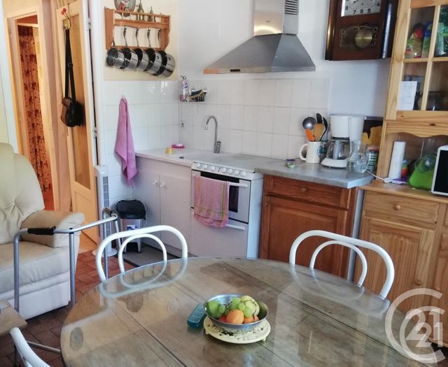Afficher la photo en grand Appartement T2 à louer - 2 pièces - 33.46 m2 - SARLAT LA CANEDA - 24 - AQUITAINE - Century 21 Patrimoine 24