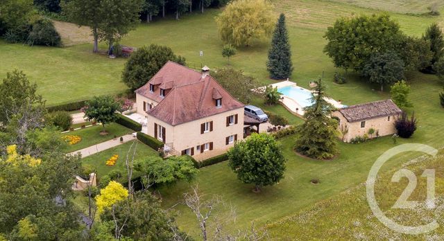 Maison à vendre ST CYBRANET