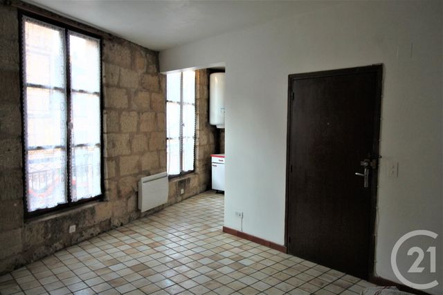 appartement à louer - 2 pièces - 45.23 m2 - SARLAT LA CANEDA - 24 - AQUITAINE - Century 21 Patrimoine 24
