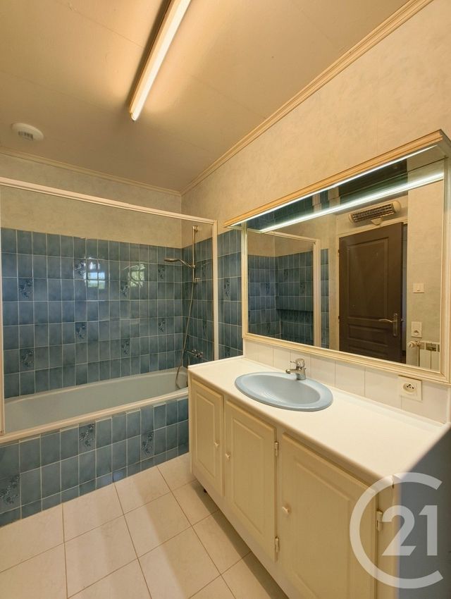 maison à vendre - 6 pièces - 116.72 m2 - CENAC ET ST JULIEN - 24 - AQUITAINE - Century 21 Patrimoine 24