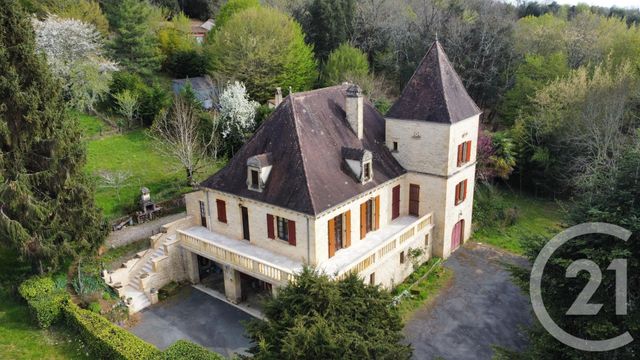 maison à vendre - 6 pièces - 155.23 m2 - SARLAT LA CANEDA - 24 - AQUITAINE - Century 21 Patrimoine 24