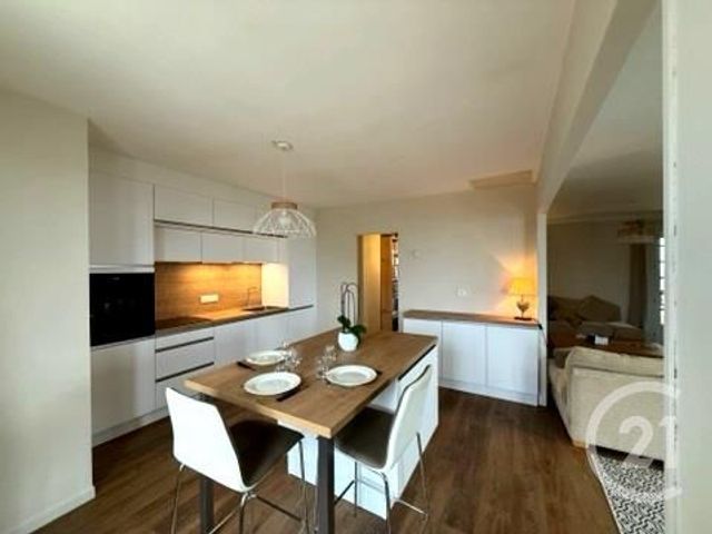 maison à vendre - 8 pièces - 170.0 m2 - CENAC ET ST JULIEN - 24 - AQUITAINE - Century 21 Patrimoine 24