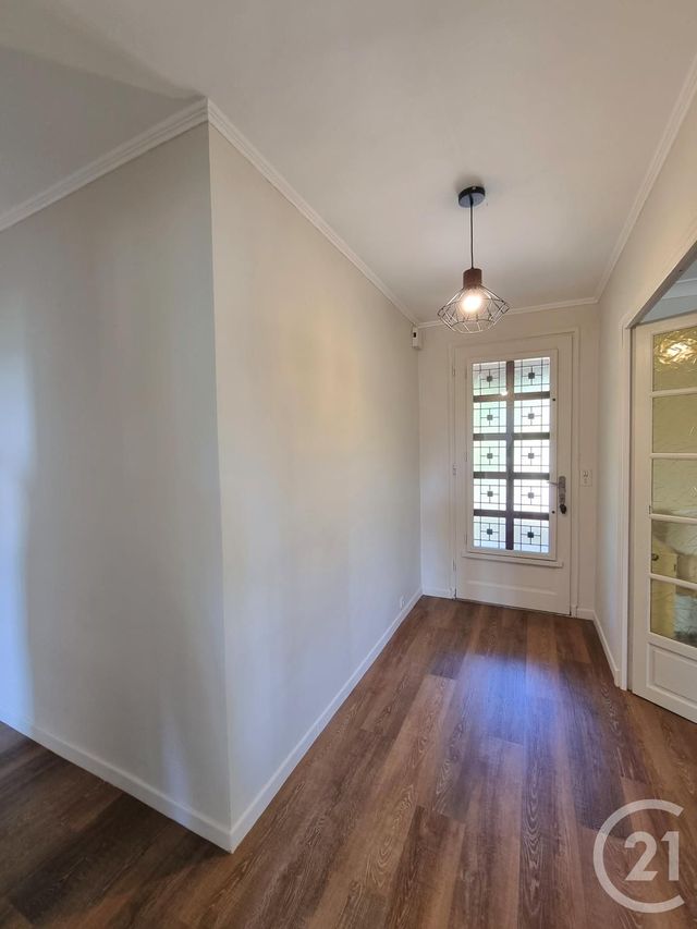 maison à vendre - 8 pièces - 170.0 m2 - CENAC ET ST JULIEN - 24 - AQUITAINE - Century 21 Patrimoine 24