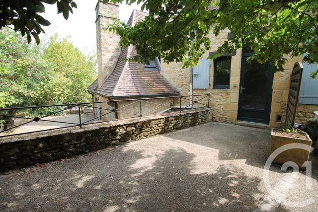 Appartement F3 à louer - 3 pièces - 72.89 m2 - SARLAT LA CANEDA - 24 - AQUITAINE - Century 21 Patrimoine 24