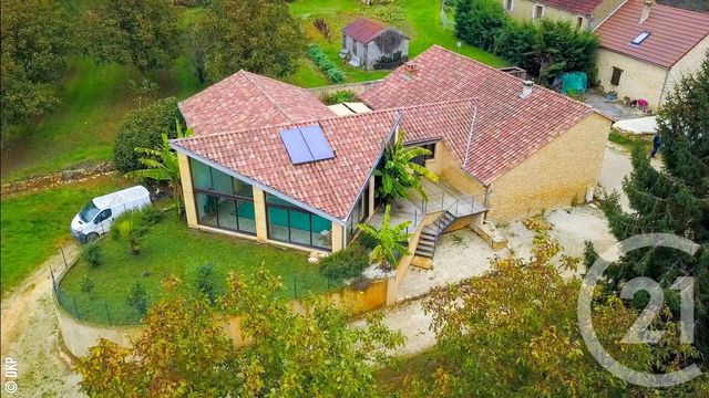 maison à vendre - 6 pièces - 195.6 m2 - ST CREPIN ET CARLUCET - 24 - AQUITAINE - Century 21 Patrimoine 24