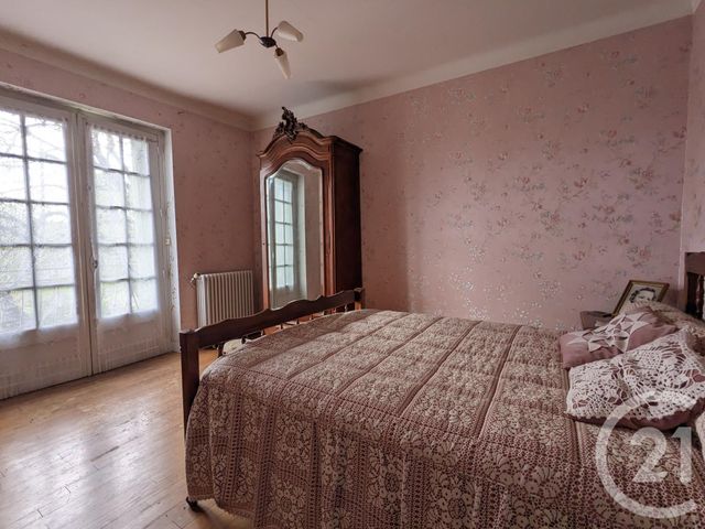 maison à vendre - 11 pièces - 215.0 m2 - ST CYPRIEN - 24 - AQUITAINE - Century 21 Patrimoine 24