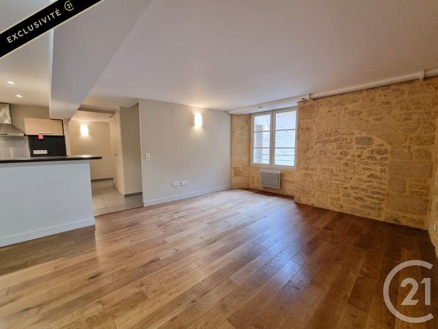 Appartement F3 à vendre - 3 pièces - 64.68 m2 - SARLAT LA CANEDA - 24 - AQUITAINE - Century 21 Patrimoine 24