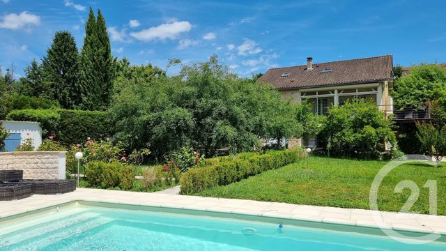 maison à vendre - 8 pièces - 177.5 m2 - SARLAT LA CANEDA - 24 - AQUITAINE - Century 21 Patrimoine 24