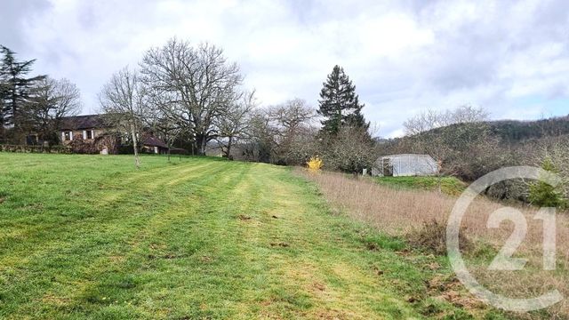 maison à vendre - 11 pièces - 249.3 m2 - ST CYBRANET - 24 - AQUITAINE - Century 21 Patrimoine 24