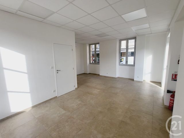 commerce à louer - 29.48 m2 - ST CYPRIEN - 24 - AQUITAINE - Century 21 Patrimoine 24