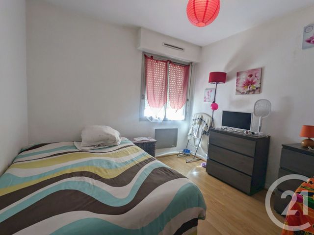 Afficher la photo en grand Appartement F2 à vendre - 2 pièces - 46.8 m2 - SARLAT LA CANEDA - 24 - AQUITAINE - Century 21 Patrimoine 24