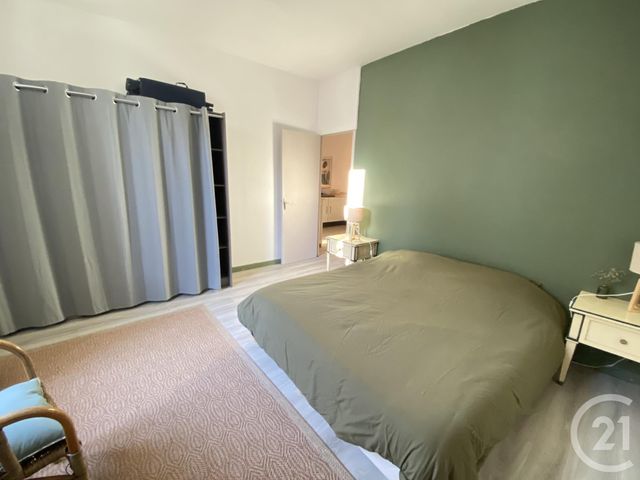 Appartement F3 à louer - 3 pièces - 81.0 m2 - MONTIGNAC - 24 - AQUITAINE - Century 21 Patrimoine 24