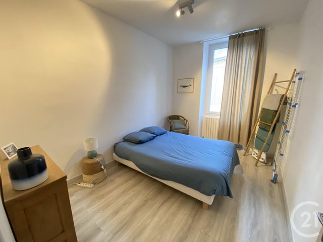 Appartement F3 à louer - 3 pièces - 81.0 m2 - MONTIGNAC - 24 - AQUITAINE - Century 21 Patrimoine 24