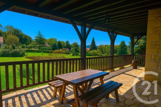 maison à vendre - 7 pièces - 193.76 m2 - VEYRIGNAC - 24 - AQUITAINE - Century 21 Patrimoine 24