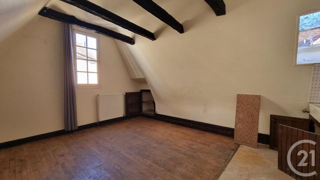 Afficher la photo en grand Appartement Duplex à vendre - 3 pièces - 39.0 m2 - SARLAT LA CANEDA - 24 - AQUITAINE - Century 21 Patrimoine 24