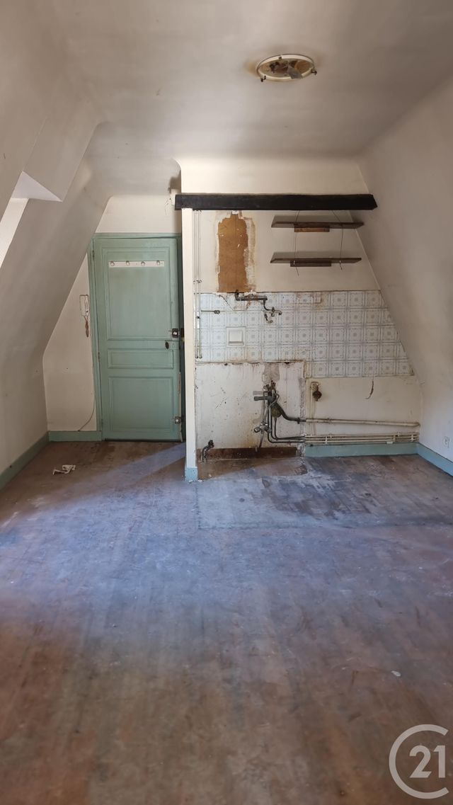 Afficher la photo en grand Appartement Duplex à vendre - 3 pièces - 39.0 m2 - SARLAT LA CANEDA - 24 - AQUITAINE - Century 21 Patrimoine 24