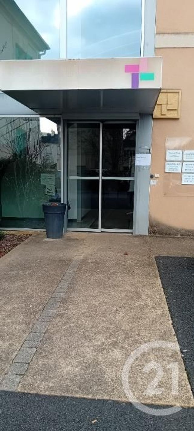 entreprise à louer - 17.1 m2 - SARLAT LA CANEDA - 24 - AQUITAINE - Century 21 Patrimoine 24