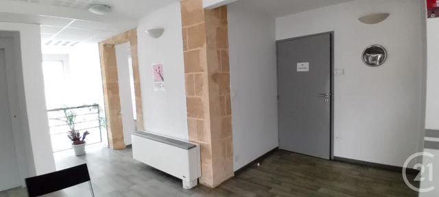 Afficher la photo en grand Appartement Local à louer - 1 pièce - 17.1 m2 - SARLAT LA CANEDA - 24 - AQUITAINE - Century 21 Patrimoine 24