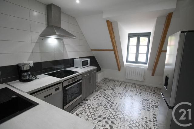 Appartement à louer LES EYZIES