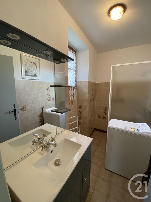 Afficher la photo en grand maison à louer - 5 pièces - 96.32 m2 - VEYRINES DE DOMME - 24 - AQUITAINE - Century 21 Patrimoine 24