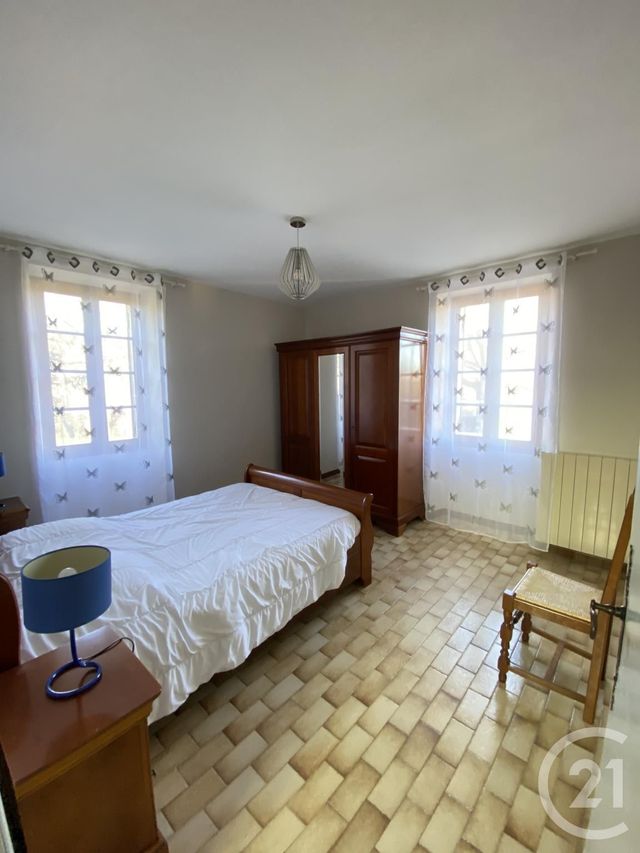 Afficher la photo en grand maison à louer - 5 pièces - 96.32 m2 - VEYRINES DE DOMME - 24 - AQUITAINE - Century 21 Patrimoine 24