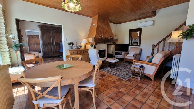 maison à vendre - 7 pièces - 156.2 m2 - CARLUX - 24 - AQUITAINE - Century 21 Patrimoine 24