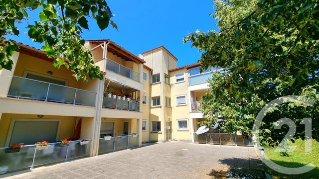 Appartement F3 à vendre - 3 pièces - 74.16 m2 - SARLAT LA CANEDA - 24 - AQUITAINE - Century 21 Patrimoine 24