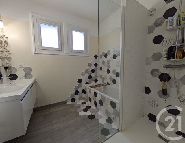 maison à vendre - 5 pièces - 121.86 m2 - SARLAT LA CANEDA - 24 - AQUITAINE - Century 21 Patrimoine 24