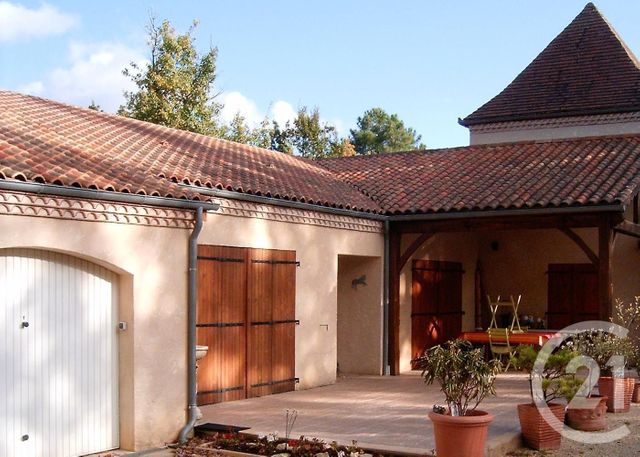 maison à louer - 7 pièces - 158.79 m2 - PEYZAC LE MOUSTIER - 24 - AQUITAINE - Century 21 Patrimoine 24