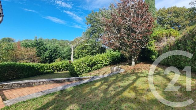 maison à vendre - 6 pièces - 119.7 m2 - VEZAC - 24 - AQUITAINE - Century 21 Patrimoine 24