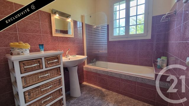 maison à vendre - 6 pièces - 119.7 m2 - VEZAC - 24 - AQUITAINE - Century 21 Patrimoine 24