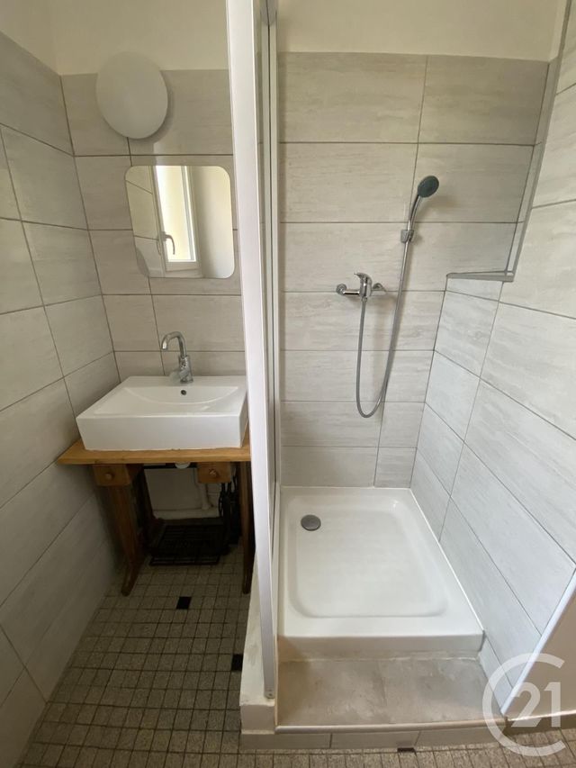 Appartement à louer - 3 pièces - 58.47 m2 - SARLAT LA CANEDA - 24 - AQUITAINE - Century 21 Patrimoine 24