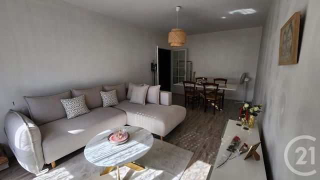 Appartement T2 à vendre - 2 pièces - 49.2 m2 - SARLAT LA CANEDA - 24 - AQUITAINE - Century 21 Patrimoine 24