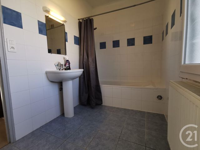 maison à louer - 4 pièces - 94.46 m2 - SARLAT LA CANEDA - 24 - AQUITAINE - Century 21 Patrimoine 24