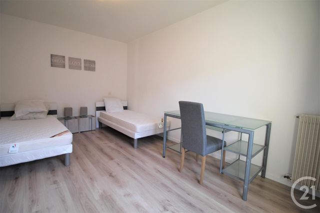 Appartement à louer - 3 pièces - 67.57 m2 - SARLAT LA CANEDA - 24 - AQUITAINE - Century 21 Patrimoine 24